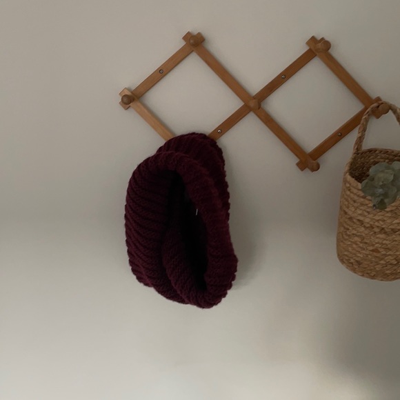 Call It Spring | Chunky Knitted Infinity Scarf - Picture 1 of 4